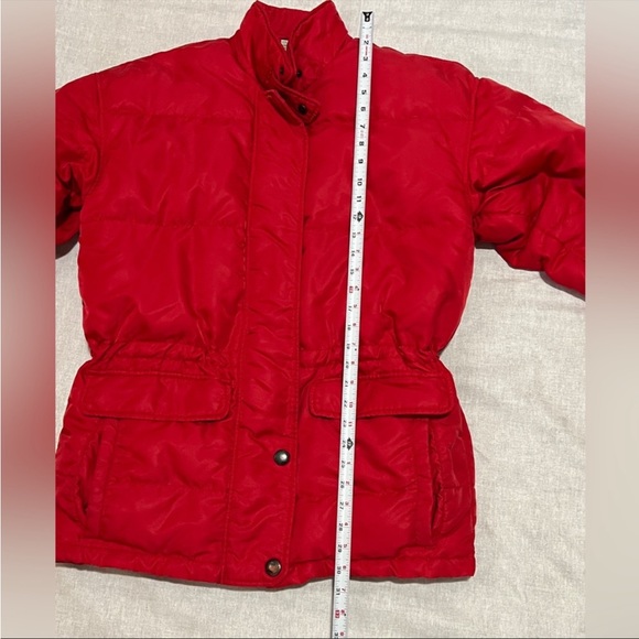 Red insulated winter jacket, fleece lined pockets, wind proof sleeves, pockets - Picture 8 of 14